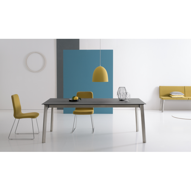 Стілець Cloe 3 PHCl3 з м'яким сидінням