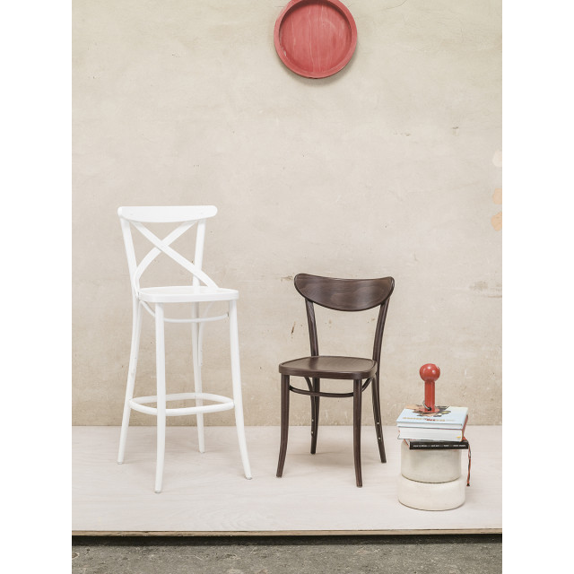 Дерев'яний стілець TON Banana chair 313-769 з м'яким сидінням